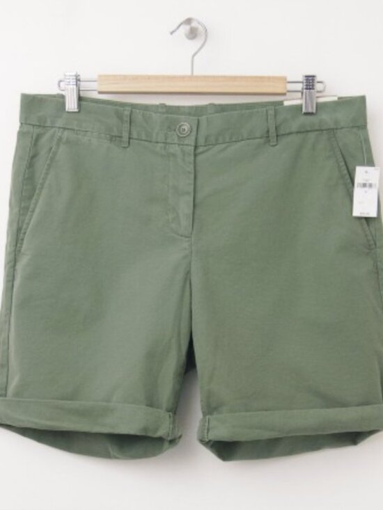 GAP Pants - New Gap Mid Rise Khaki Twill Shorts in Desert Cactus Green